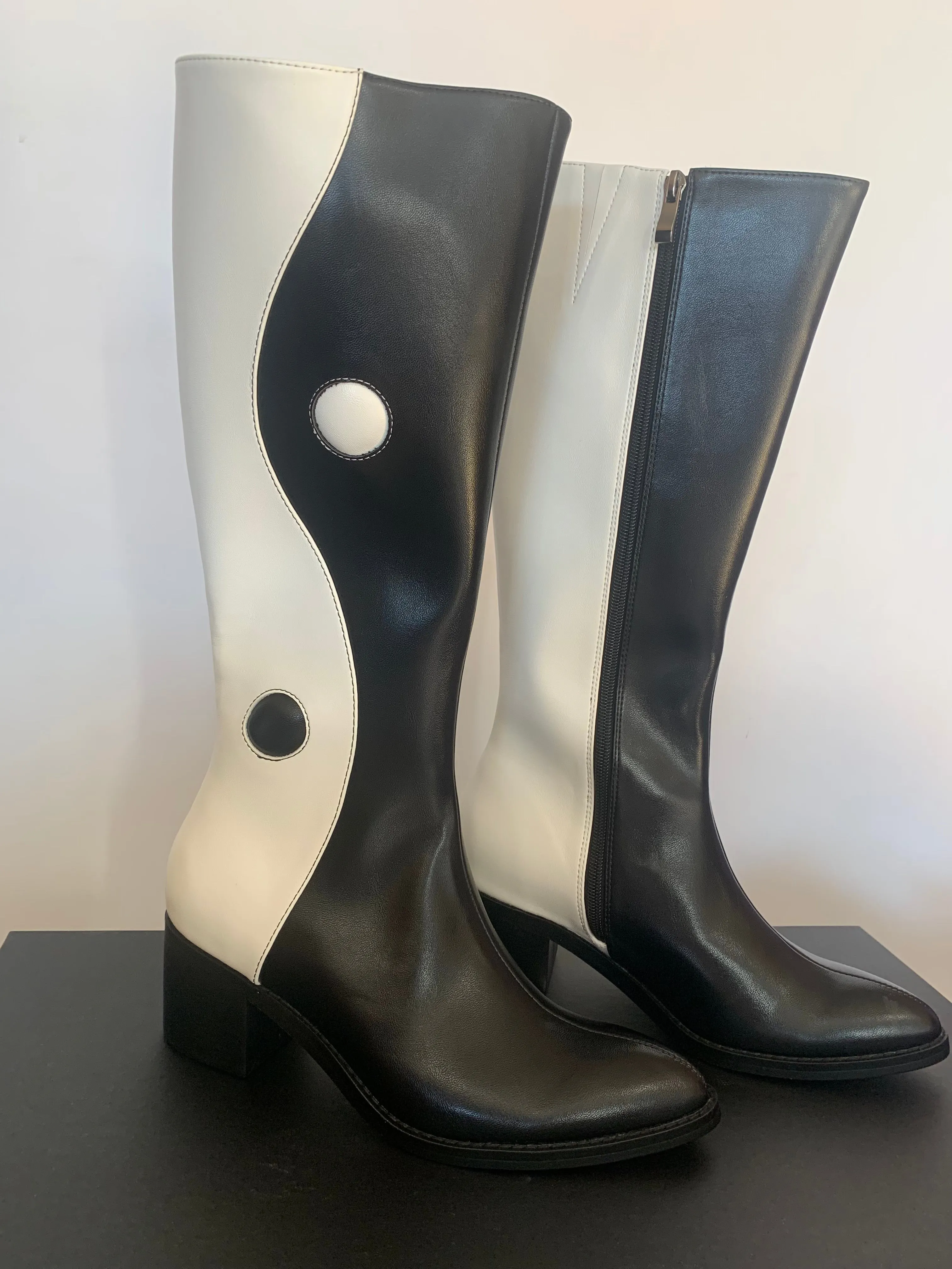 Balancing Act Boots HI B&W