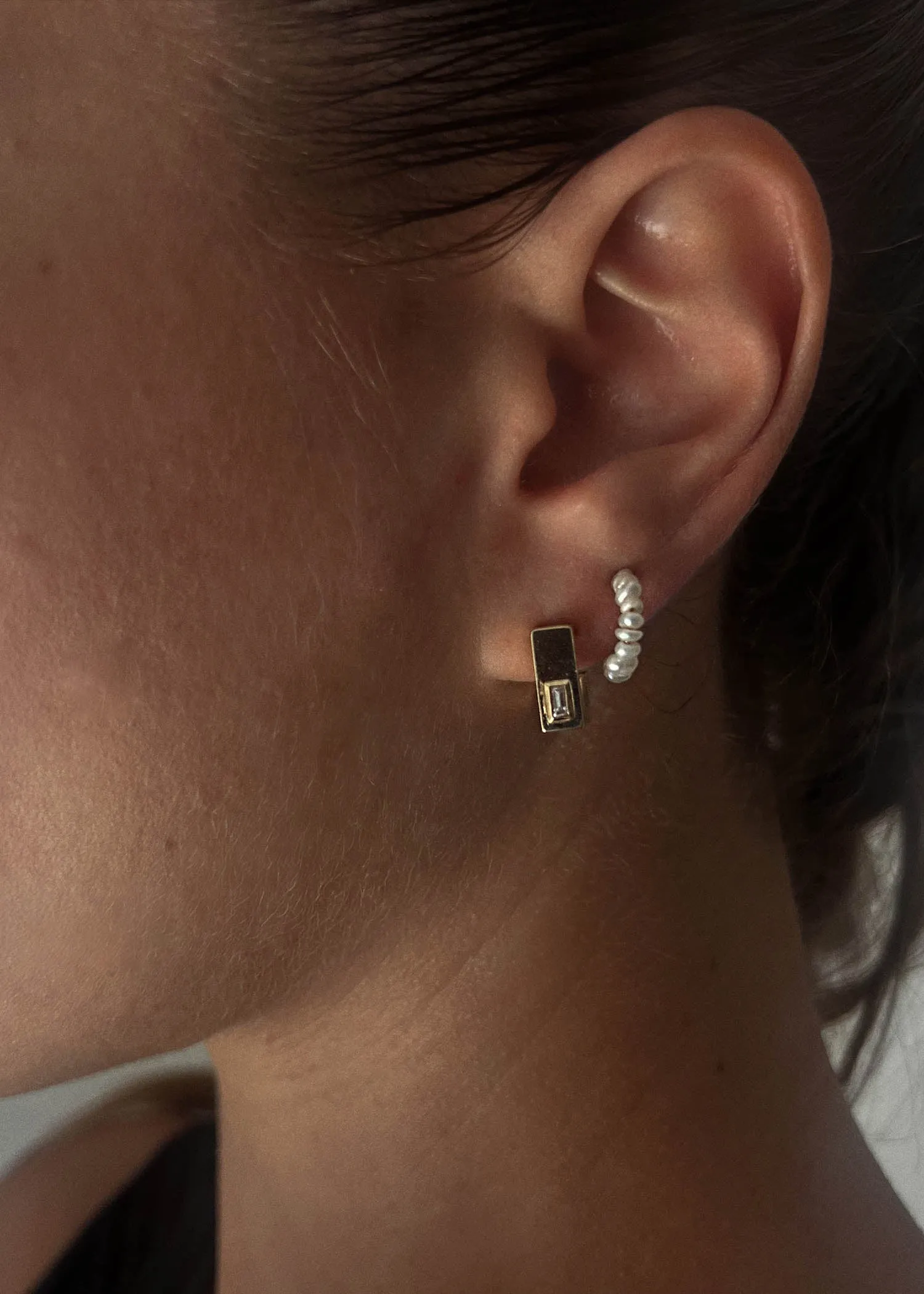 Biwa Pearl Hoop Earrings
