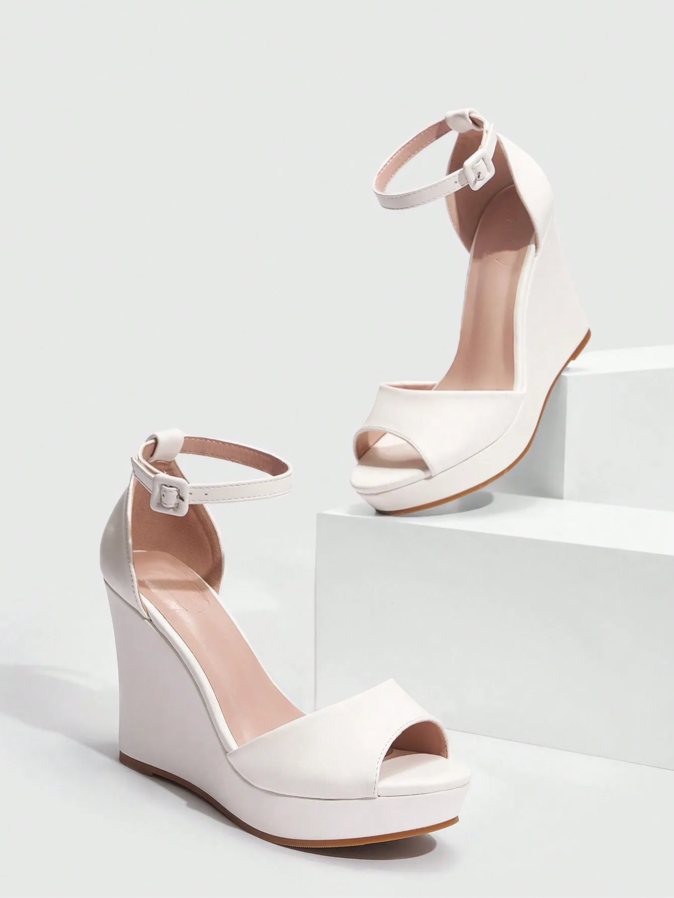 CUCCOO BIZCHIC Woman Shoes Fashionable Outdoor Wedge Heel Peep-Toe Shoes Wedding Shoes For Summer Graduation Heels Prom Heels Vacation Shoes Summer Sale Elegant Basics Business Casual Business Chic Halloween Christmas Fall