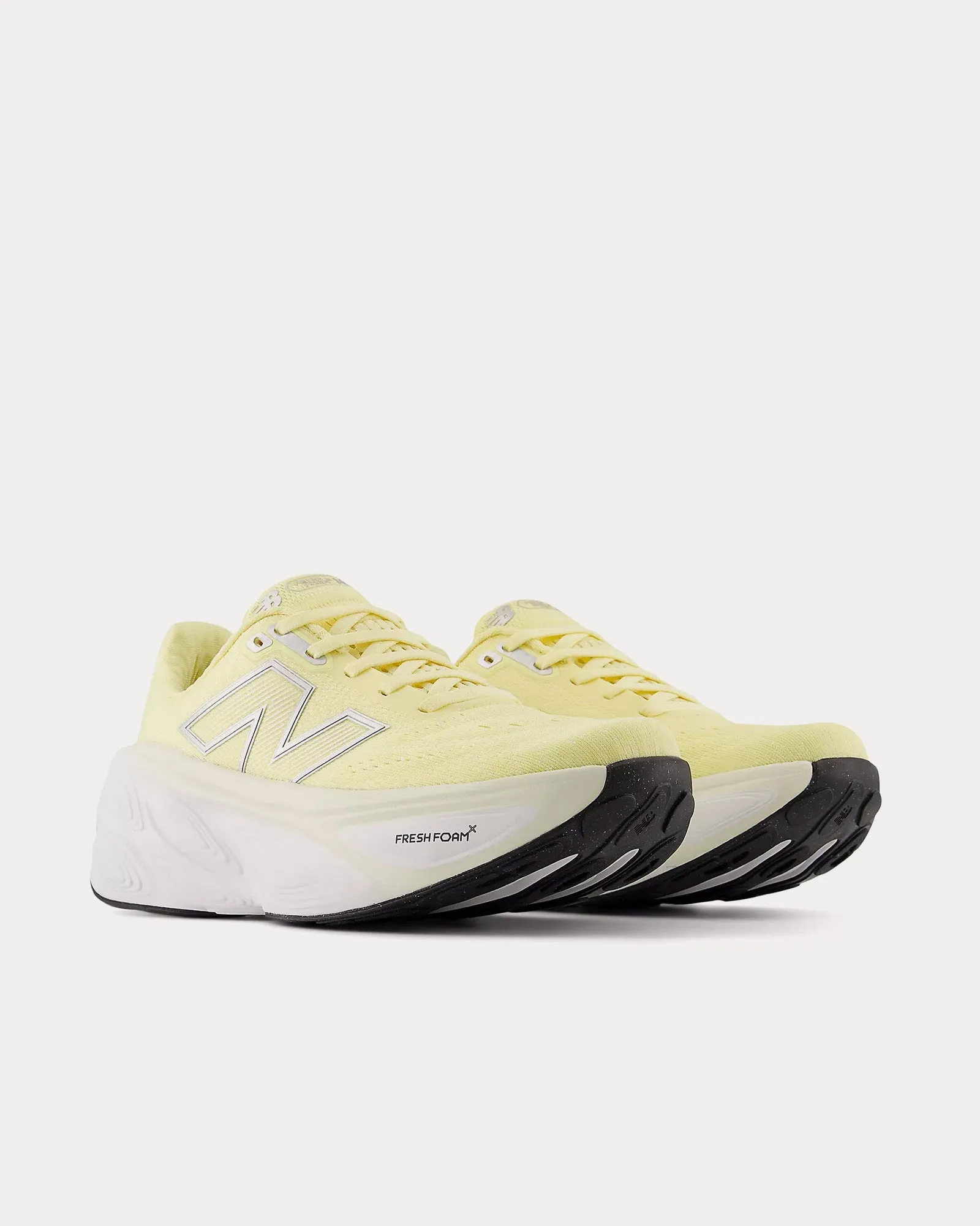 Fresh Foam X More v5 Parchment / Angora / Silver Metallic Running Shoes