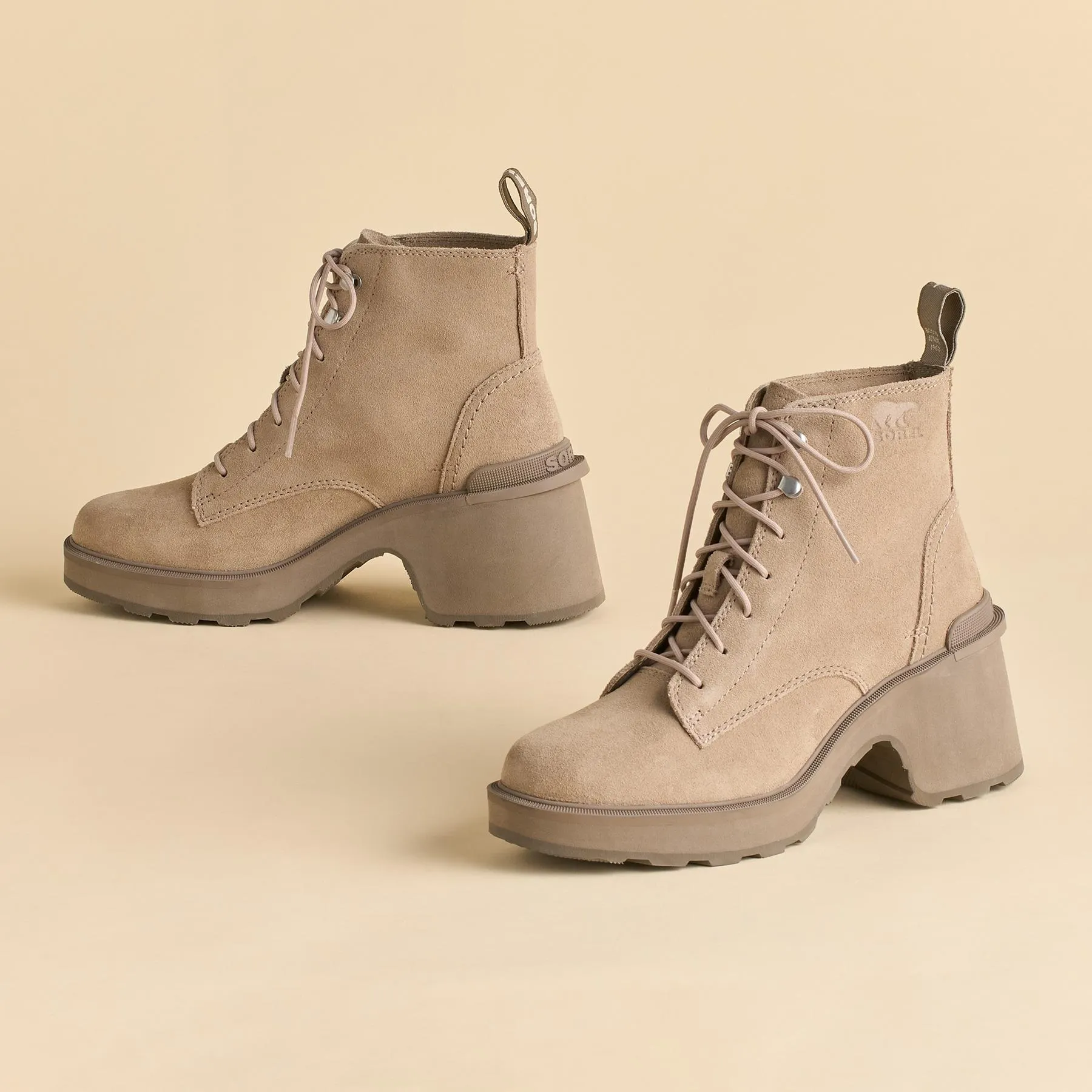 Hi-line Heel Lace Boots