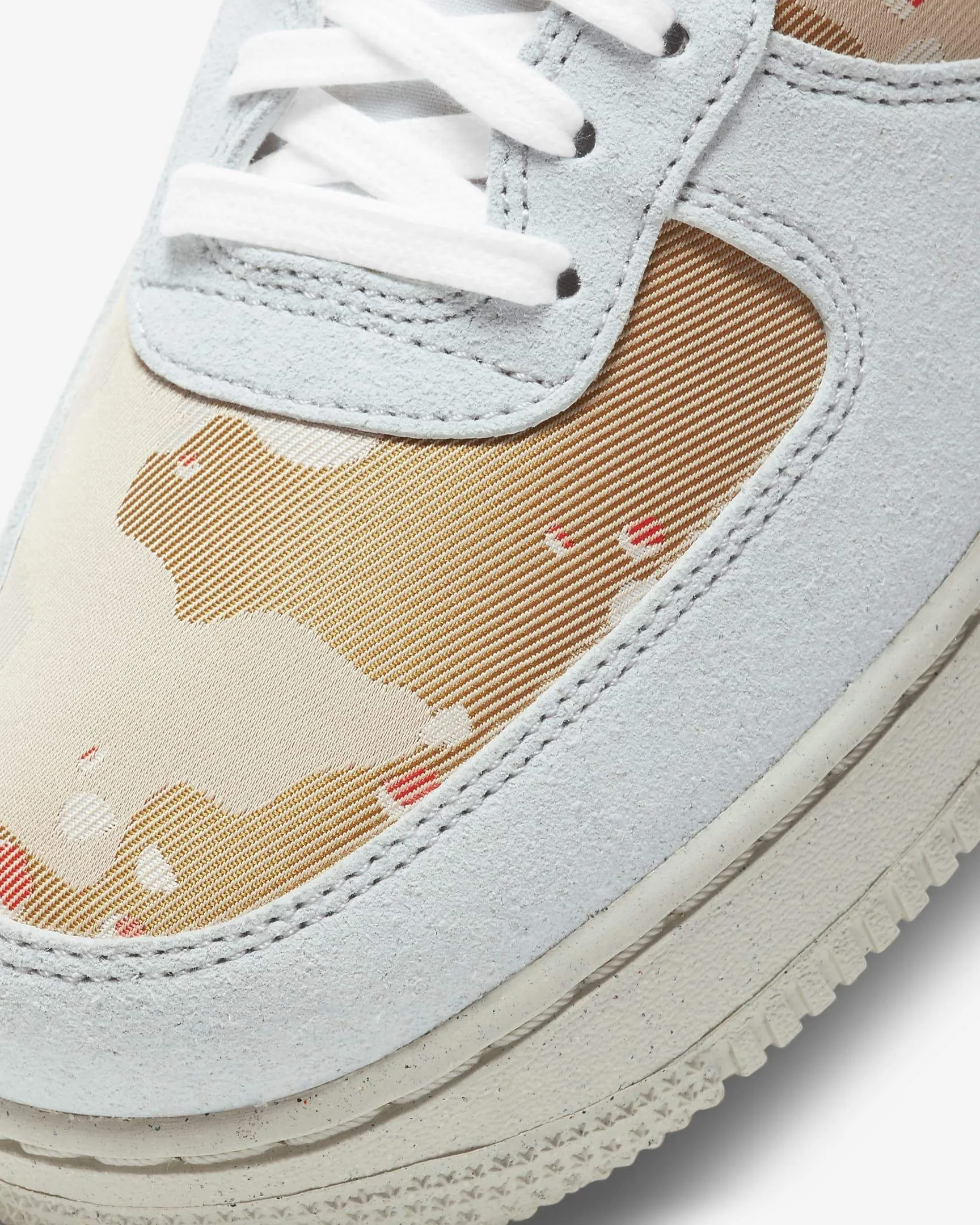Men's Nike Air Force 1 '07 LX "Desert Camo" (Photon Dust/Team Orange/Grain)(DD1175-001)