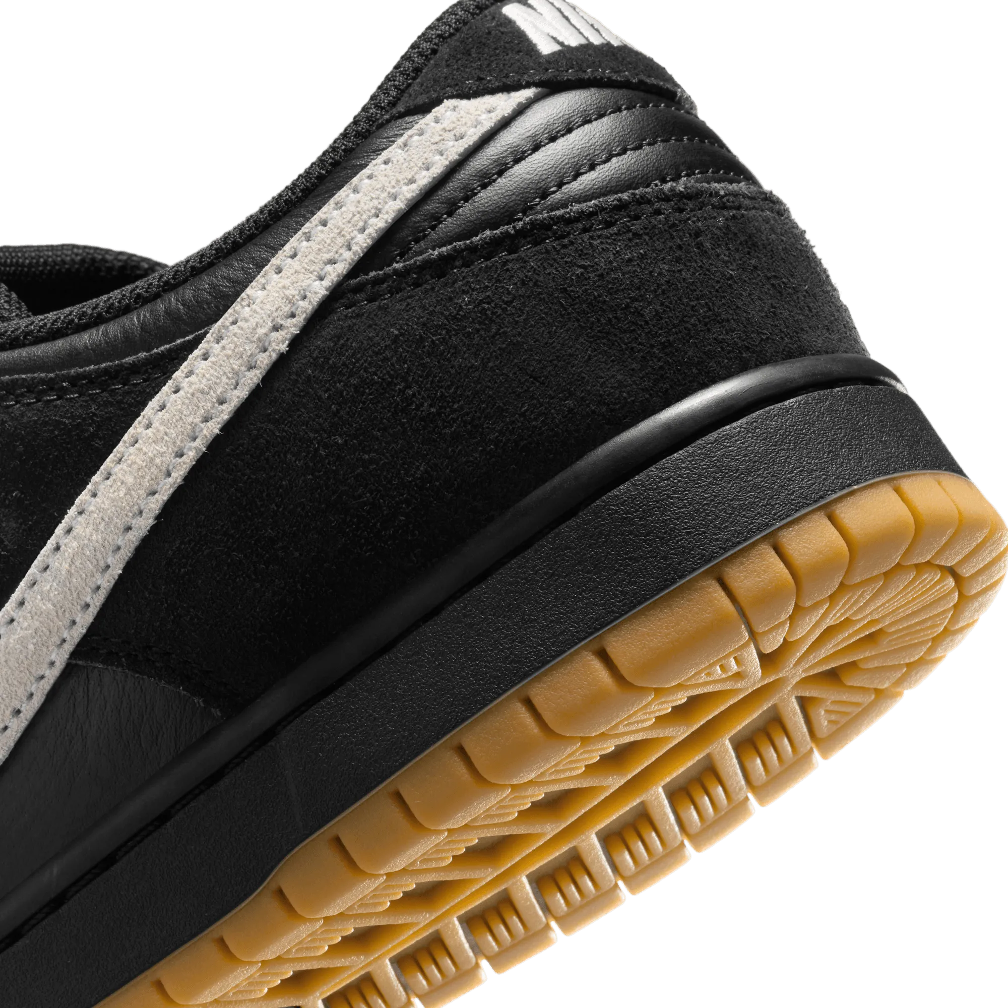 Nike SB Dunk Low Pro Skateboard Shoe - Black/White-Black-Gum Light Brown