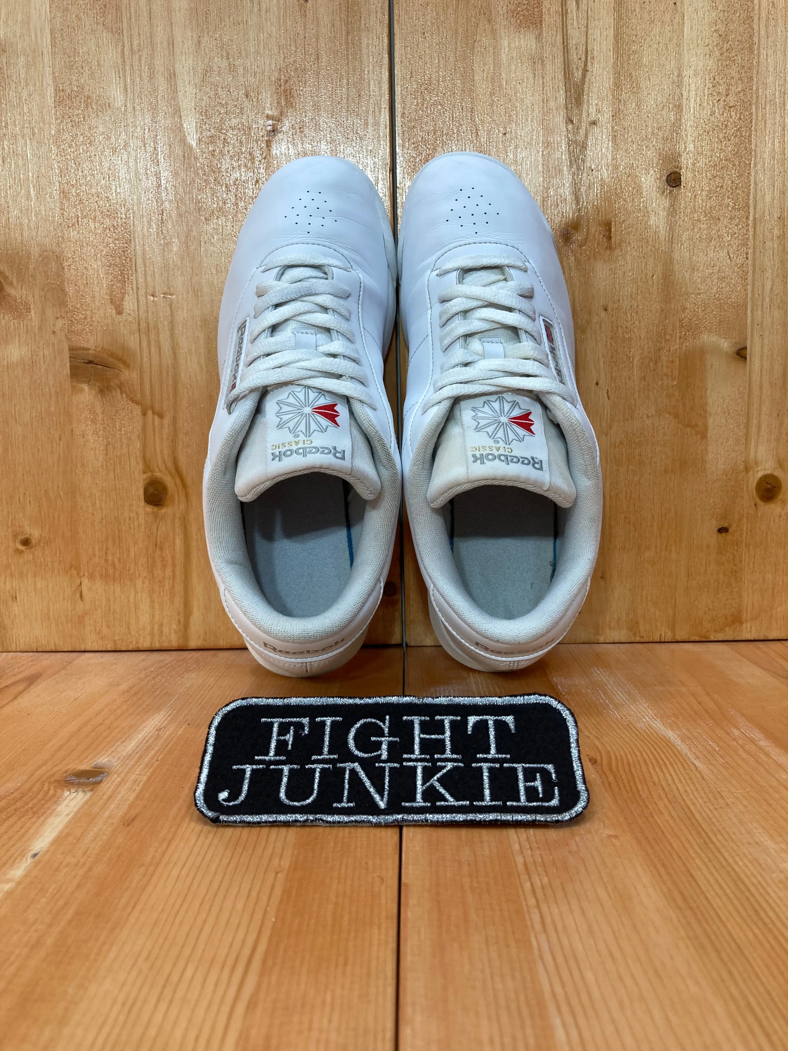 REEBOK CLASSIC LEATHER Women Size 10.5 Shoes Sneakers Triple White 1Y3001