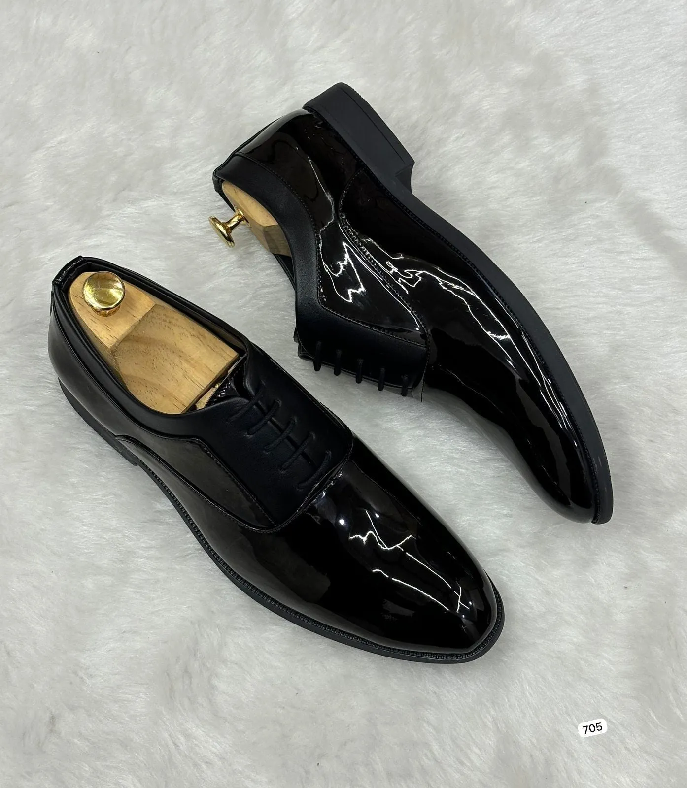 Shiny Oxford Lace-up Shoes Formal Style from Business to Black-Tie